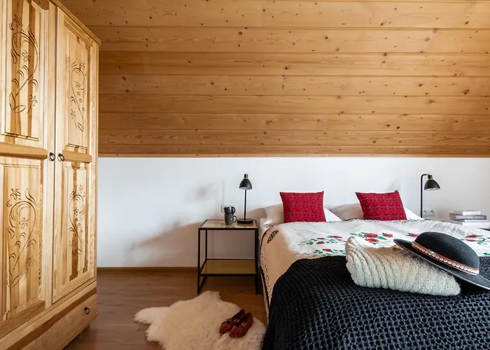 Biole Izby Alpehytte *